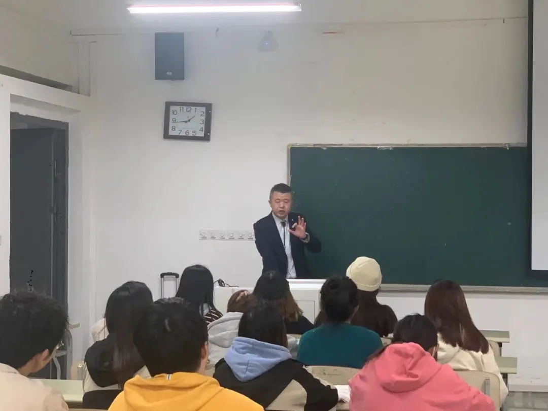 雷火竞技
足迹 丨 校企合作近期成果展示大盘点【9-10月】(图14)